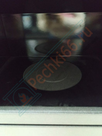 Чугунная печь-камин Laguna, красная (Plamen)